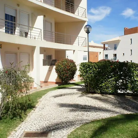 Pool & Garden Oura Flat * Albufeira
