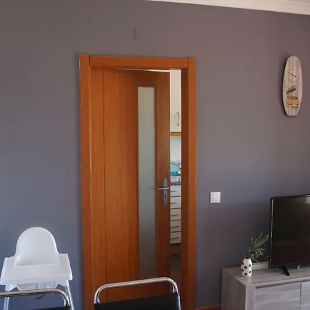 Сasa de vacaciones Pool & Garden Oura Flat *