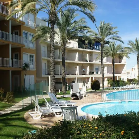 Pool & Garden Oura Flat Сasa de vacaciones