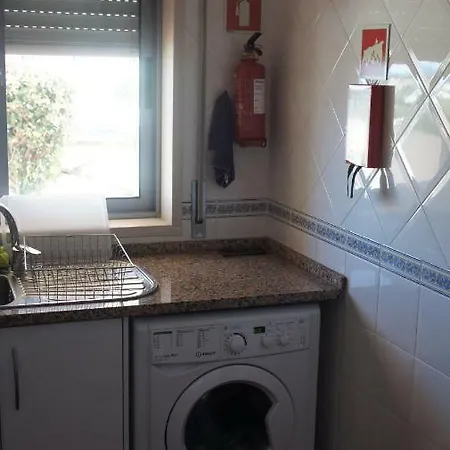 Pool & Garden Oura Flat Holiday home